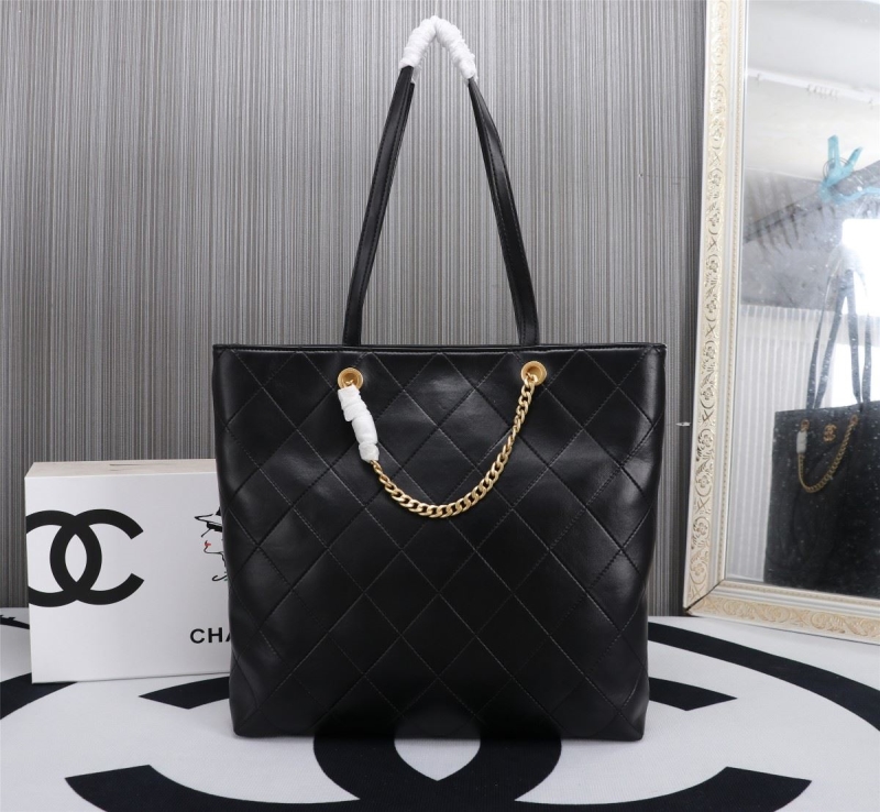 Ch**el shopping bags